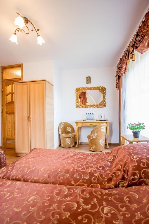 Hotel Pod Modrzewiami Zakopane Habitación foto