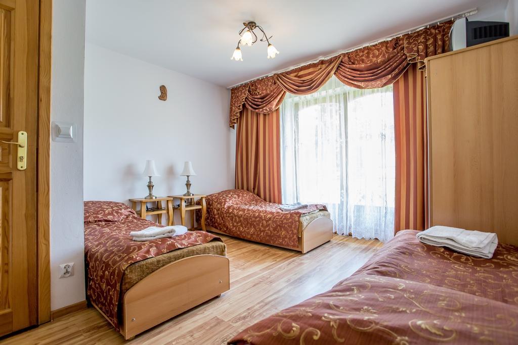 Hotel Pod Modrzewiami Zakopane Habitación foto