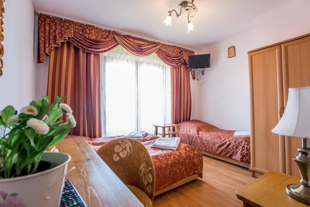 Hotel Pod Modrzewiami Zakopane Habitación foto